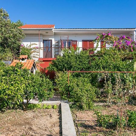 Apartments By The Sea Seget Vranjica, Trogir - 1038 Εξωτερικό φωτογραφία