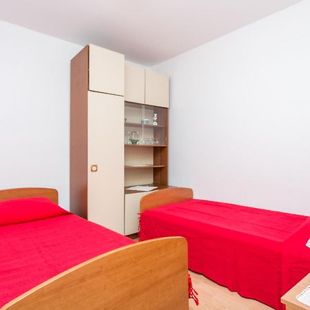 Apartments By The Sea Seget Vranjica, Trogir - 1038 Εξωτερικό φωτογραφία