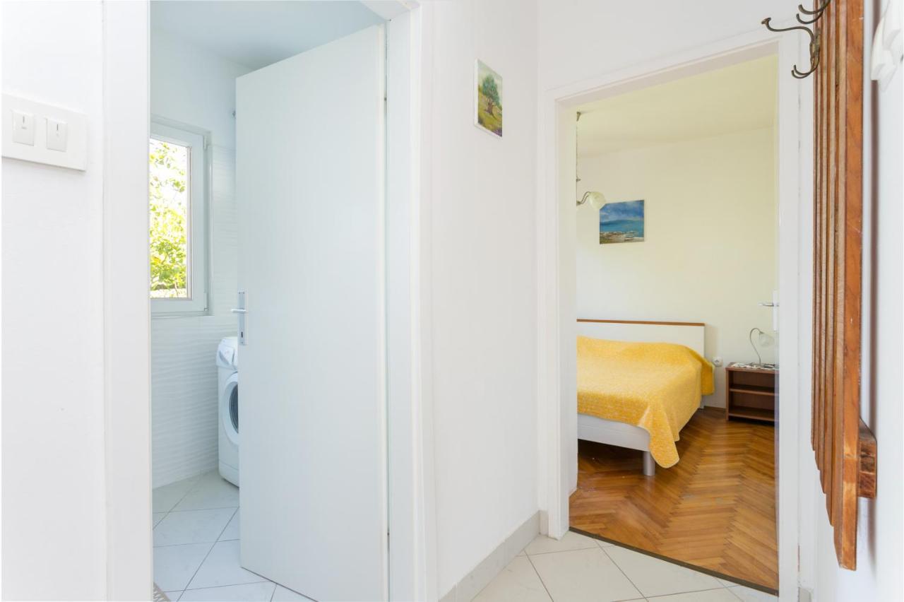 Apartments By The Sea Seget Vranjica, Trogir - 1038 Εξωτερικό φωτογραφία