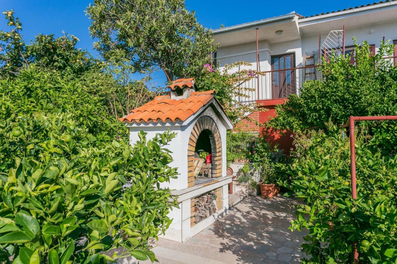 Apartments By The Sea Seget Vranjica, Trogir - 1038 Εξωτερικό φωτογραφία