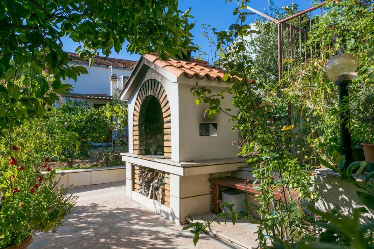 Apartments By The Sea Seget Vranjica, Trogir - 1038 Εξωτερικό φωτογραφία